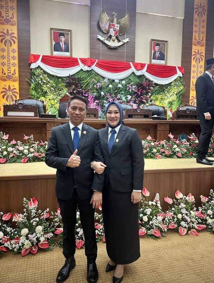 Anggota DPRD Sulut, Seska Budiman, bersama sang suami yang juga merupakan Bupati Boltim, Sam Sachrul Mamonto. Dok. Istimewa