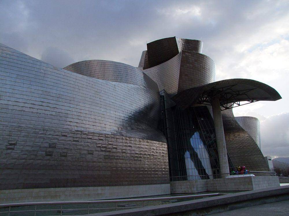Museum Guggenheim Bilbao, Spanyol (commons.wikimedia.org/Andrzej Harassek)