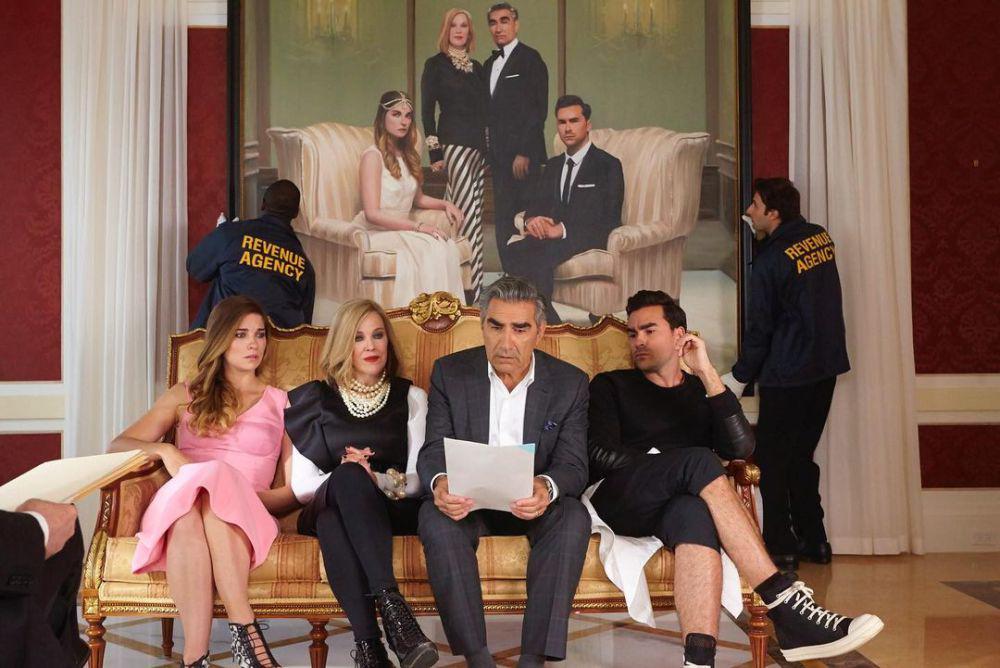 Schitt's Creek (instagram.com/schittscreek)