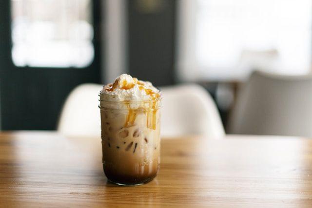 Resep Caramel Macchiato ala Starbucks Seenak di Kedai Aslinya
