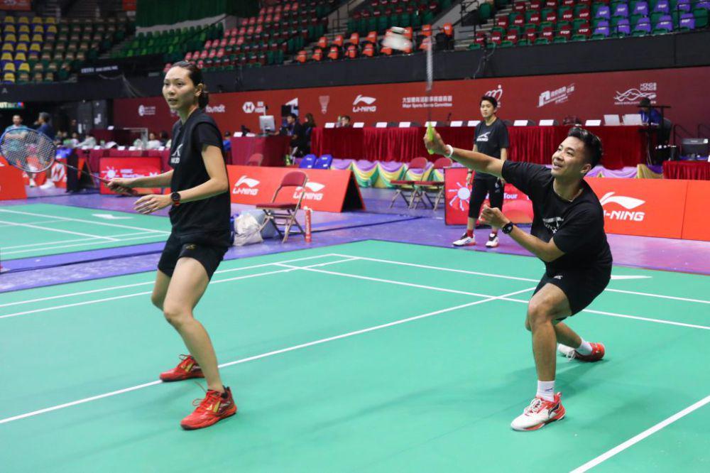 Dejan Ferdinansyah/Gloria Emanuelle Widjaja latihan perdana Hong Kong Open 2024. (pbsi.id)