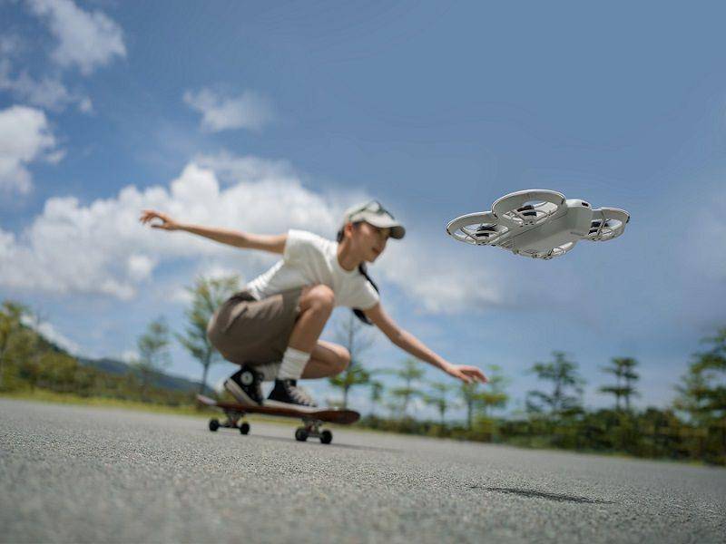 ilustrasi DJI NEO (dok. Erajaya Active Lifestyle)