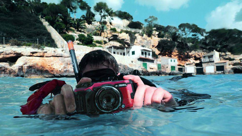 potret Olympus Tough TG-6 (olympus-global.com)