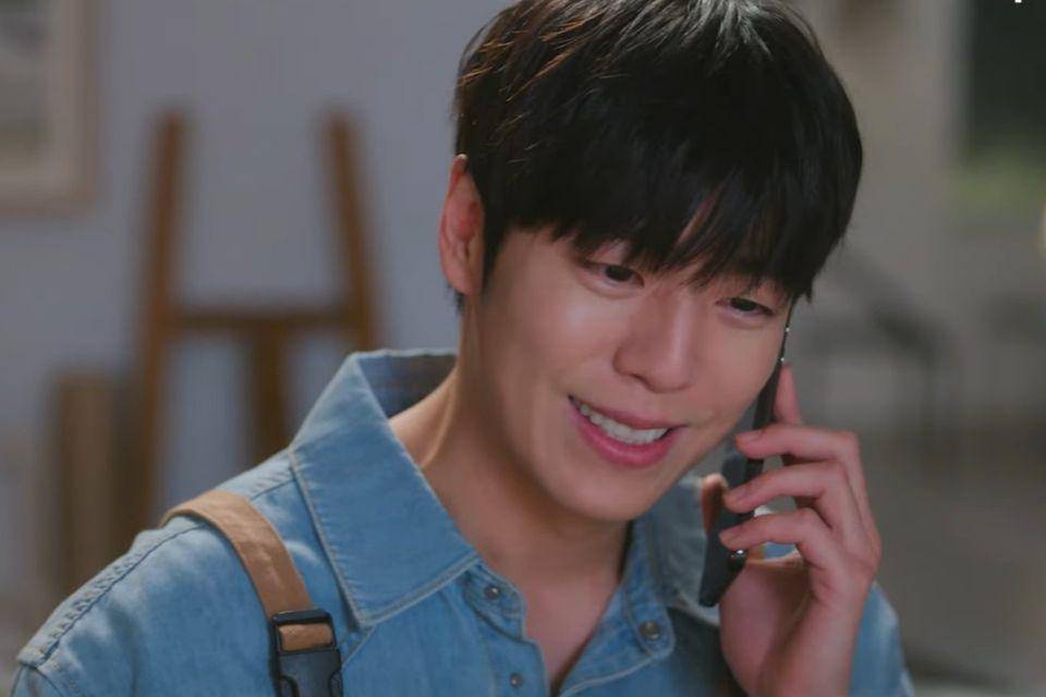 still cut drakor Cinderella at 2 AM (dok. Coupang Play/Cinderella at 2 AM)