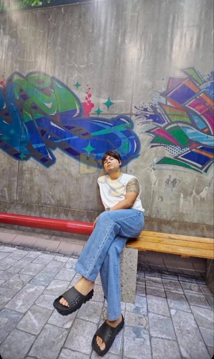 potret kocak Wendi Cagur cosplay jadi Ji Chang Wook (instagram.com/officialtrans7)