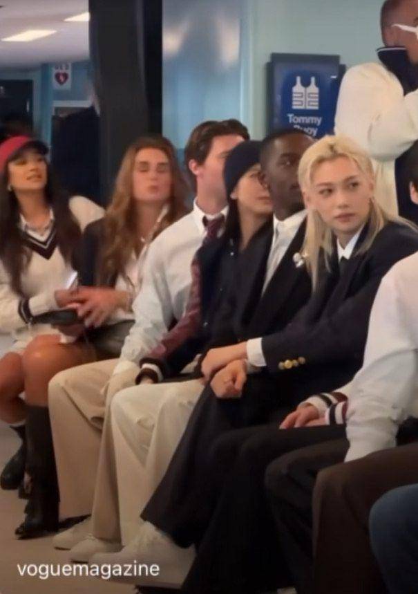 potret Felix dan Lee Know di Tommy Hilfiger New York Fashion Week 2024 (via instagram.com/voguemagazine)
