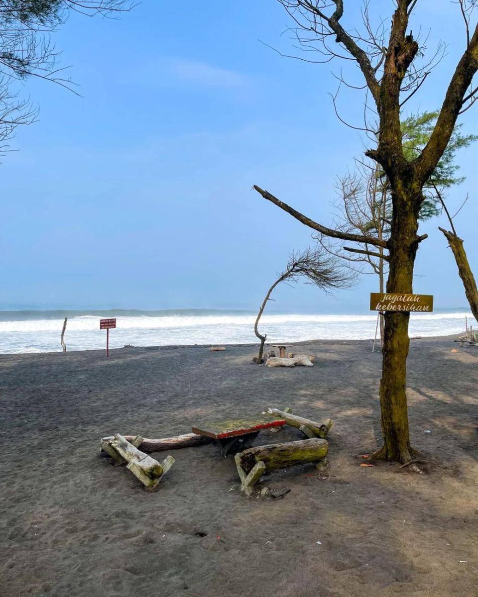 Pantai Cangkring Bantul (instagram.com/ormy_abiga)