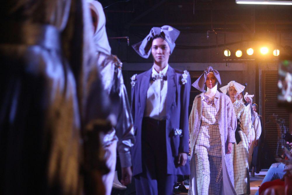 10 Lagu untuk Fashion Show yang Keren, Cocok sama Suasananya