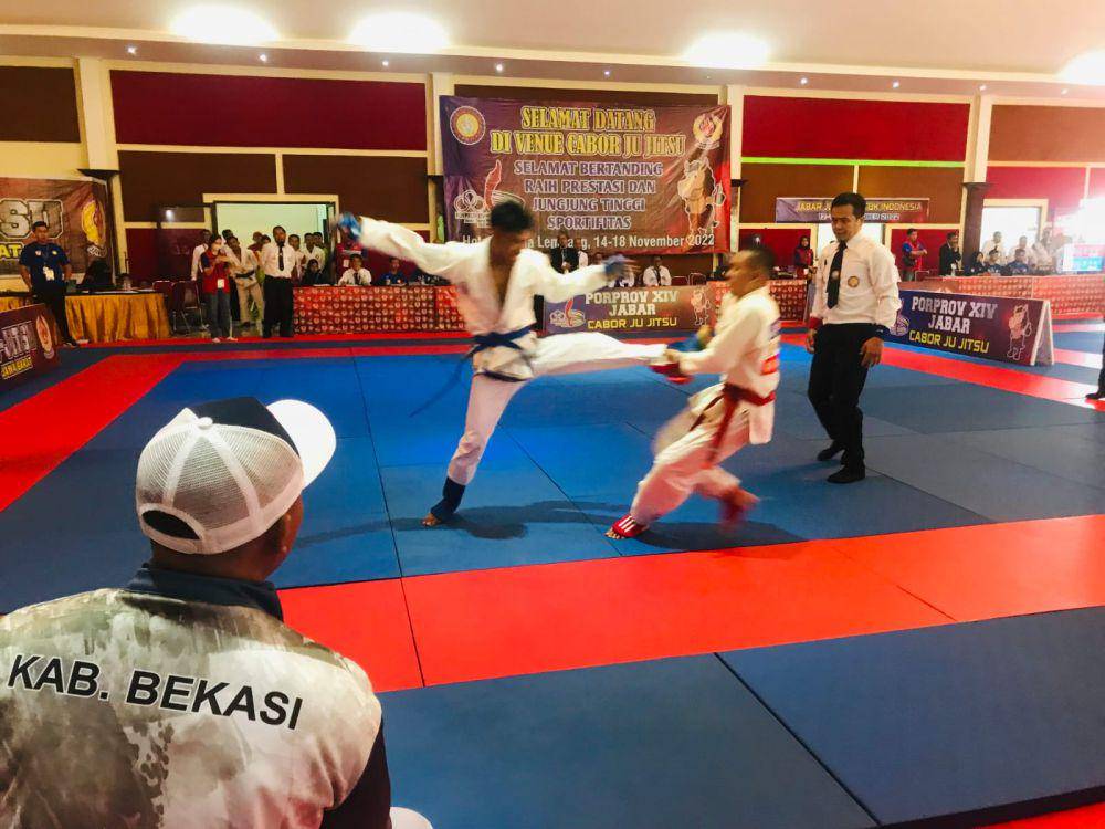 Pertandingan jujitsu. (Bekasikab.go.id)