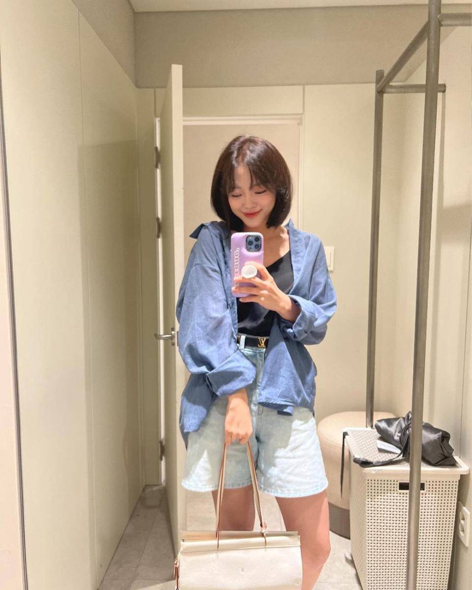 Kim Sejeong (instagram.com/clean_0828)