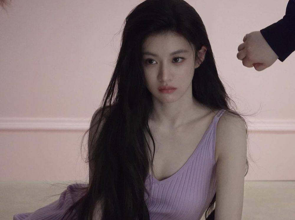 Go Yoon Jung (instagram.com/goyounjung)