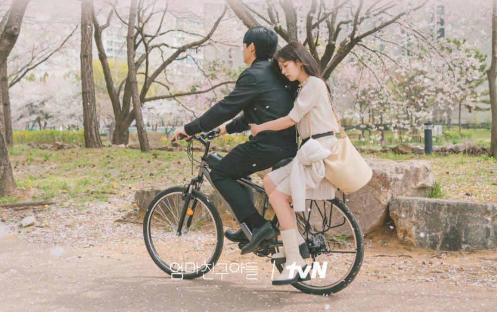 Jung Hae In dan Jung So Min di Love Next Door (x.com/cjndrama)