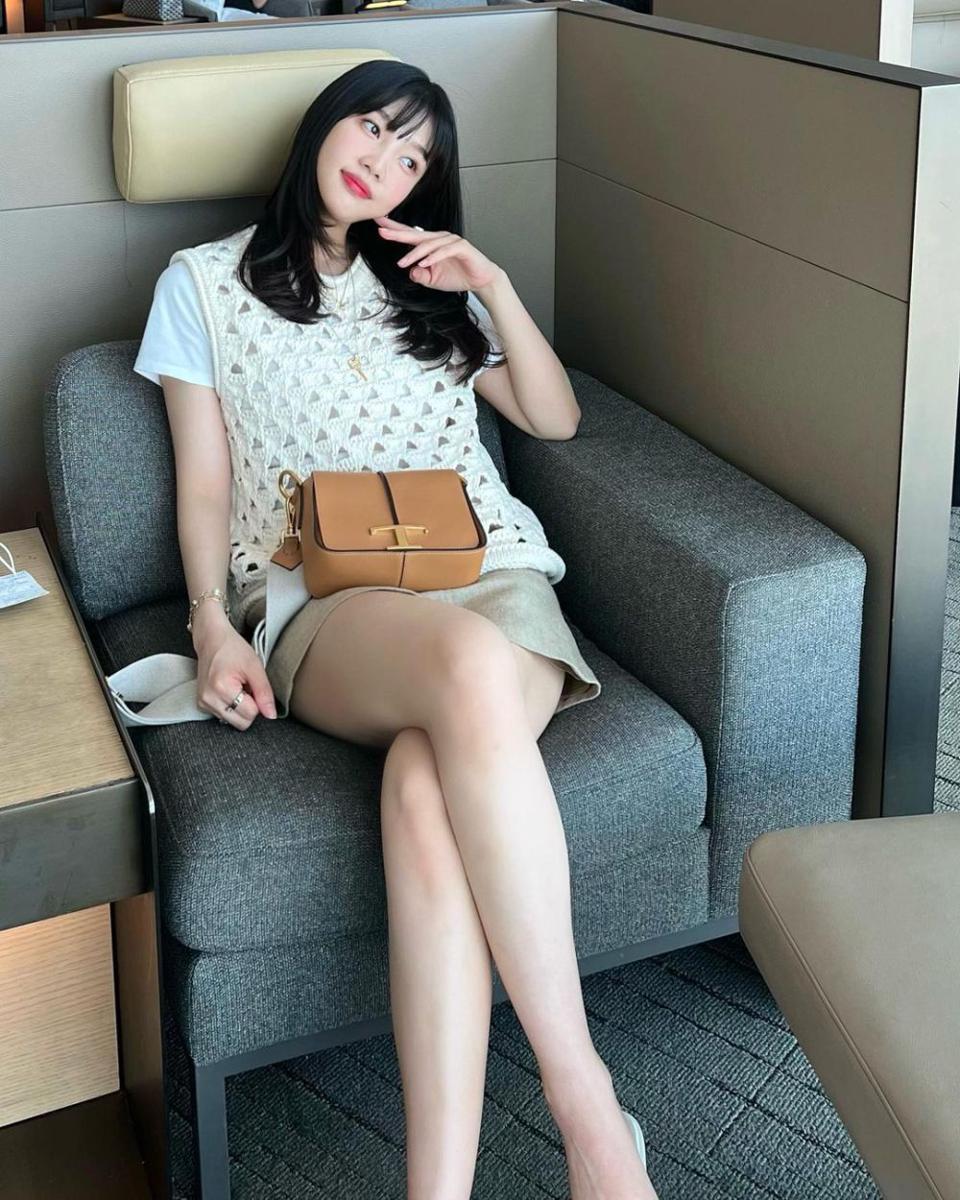 style kalem ala Joy Red Velvet (instagram.com/@_imyour_joy)