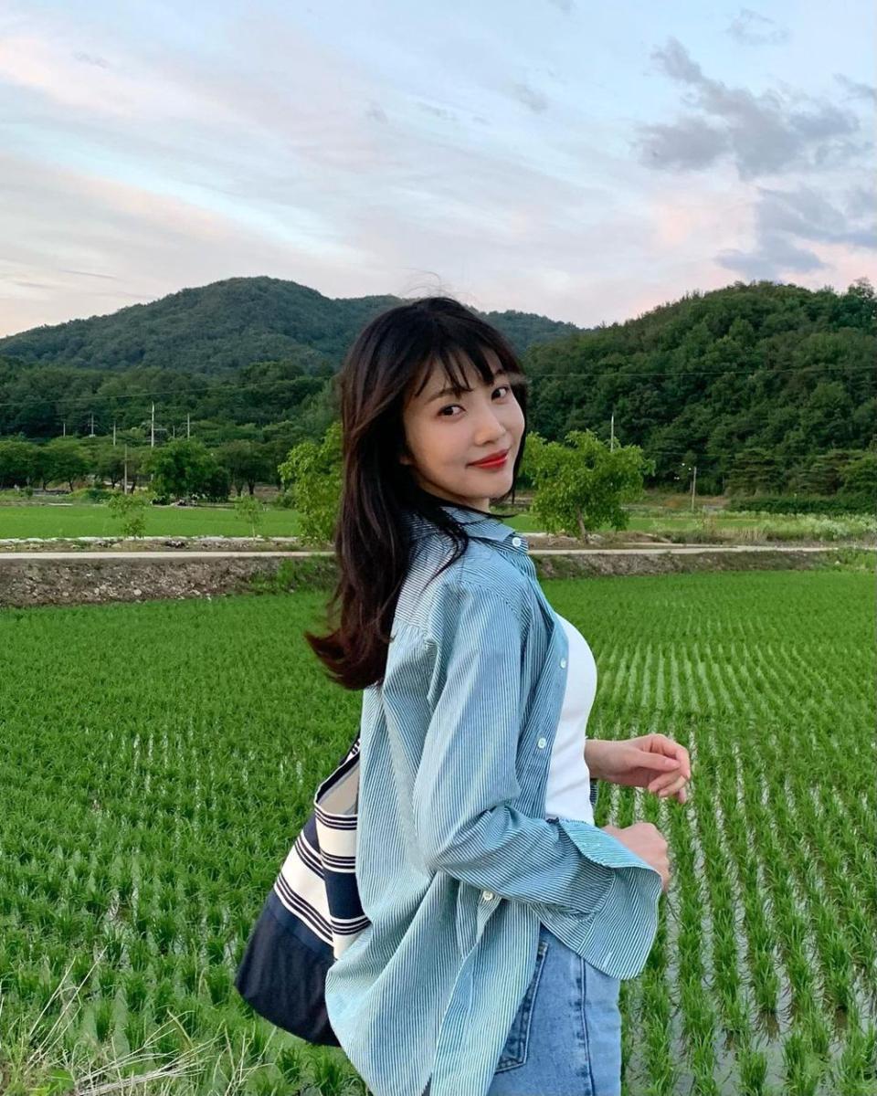 style kalem ala Joy Red Velvet (instagram.com/@_imyour_joy)