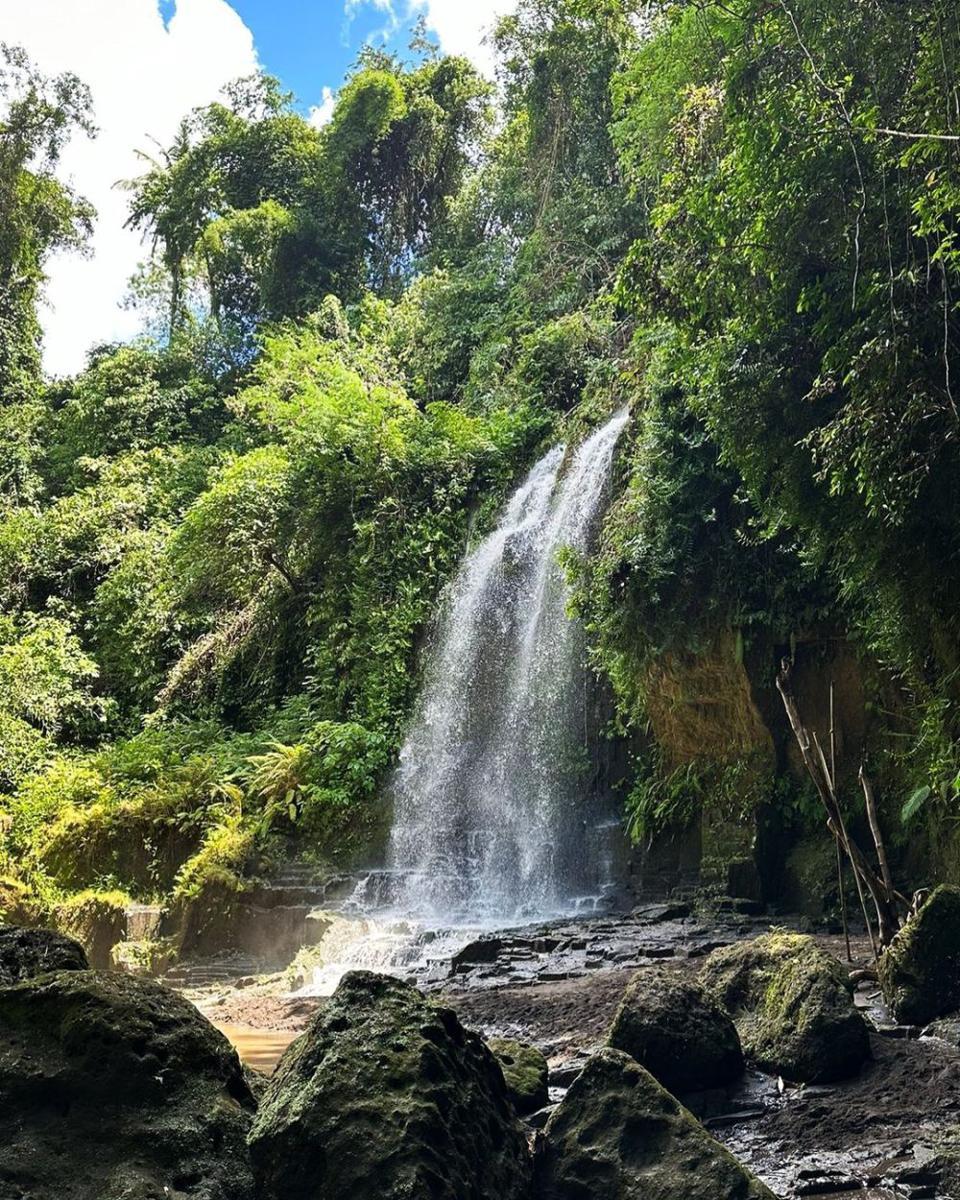 Air Terjun Temesi (instagram.com/temesi_waterfall)
