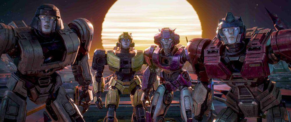 Megatron, Bumblebee, Elita, dan Optimus Prime (dari kiri ke kanan) (dok. Paramount Pictures/Transformers One)