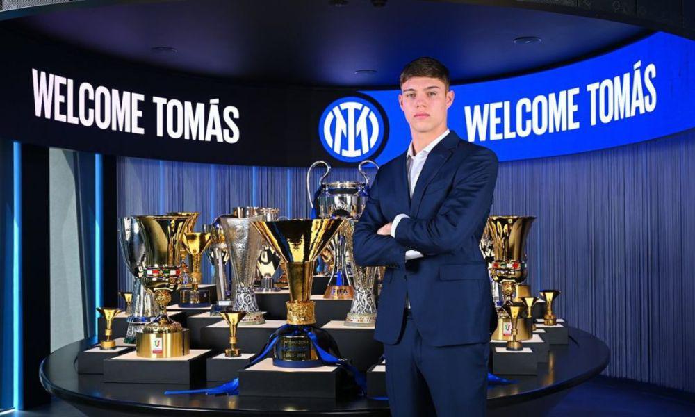 Tomas Palacios menjadi salah satu rekrutan anyar Inter Milan pada musim panas 2024. (Instagram.com/palaciostomi_)