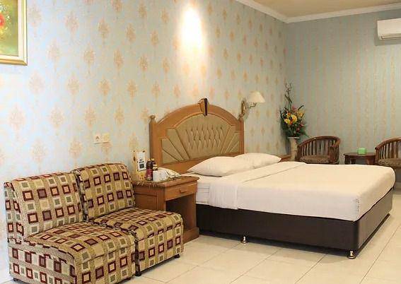 Tipe suite room di Hotel Setia Budi Madiun. (website.com/hotelsetiabudimadiun)