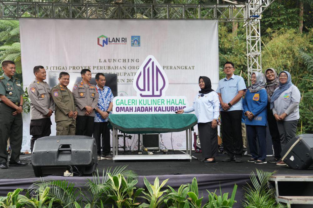Pemkab Sleman meluncurkan Sinergi Sadar Halal Disperindag di Omah Jadah Kaliurang, Pakem, Selasa (10/9/2024). (Dokumentasi Pemkab Sleman)