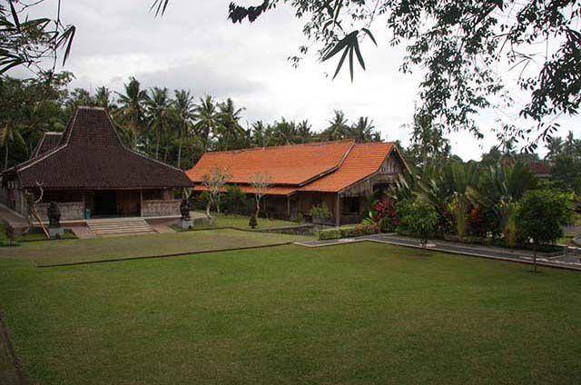 Rumah Topeng dan Wayang Setia Darma (www.maskandpuppets.com)