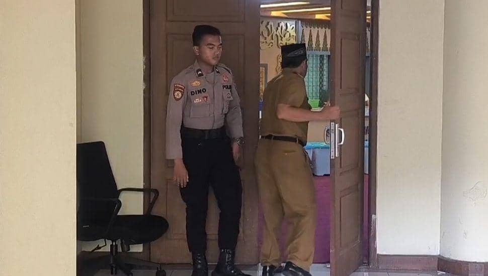 Kantor Setwan DPRD Riau Digeledah, Polisi: Masih Banyak yang Diperiksa