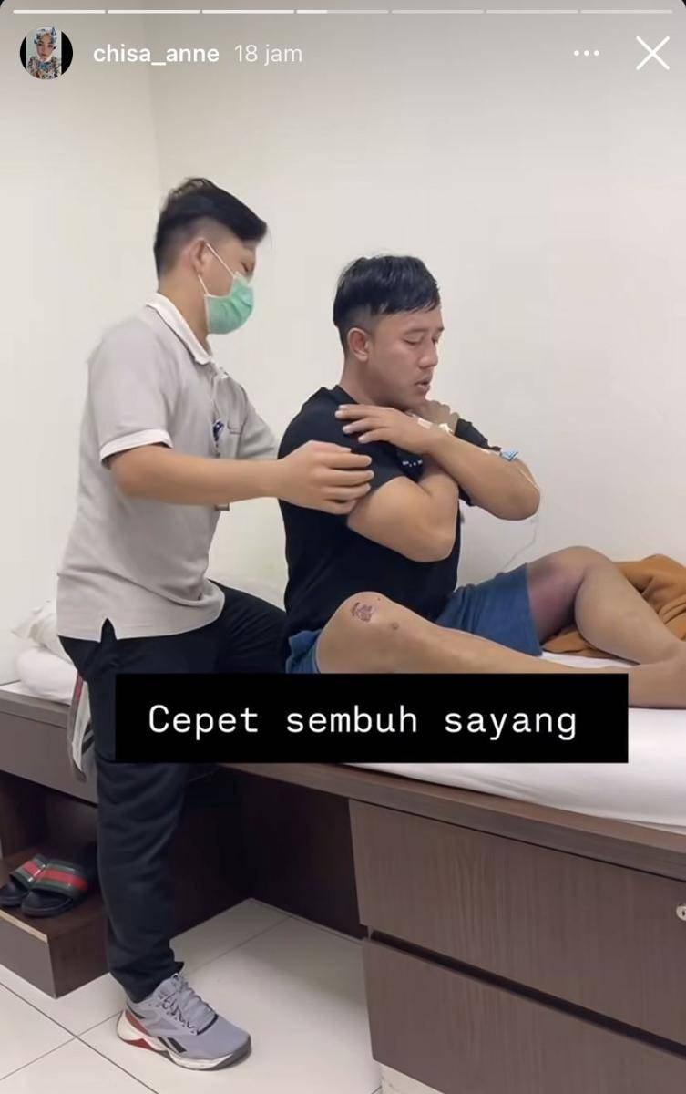 potret kondisi terkini Ruri Repvblik usai alami kecelakaan tunggal di Ciamis (Instagram.com/chisa_anne)