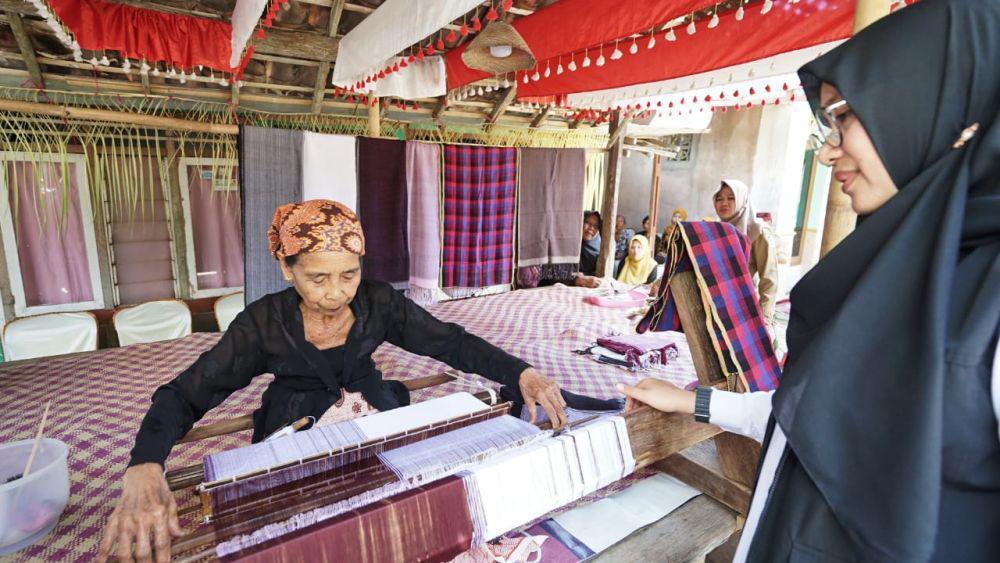 Mengenal Siami, Perajin Tenun Tradisional asal Banyuwangi