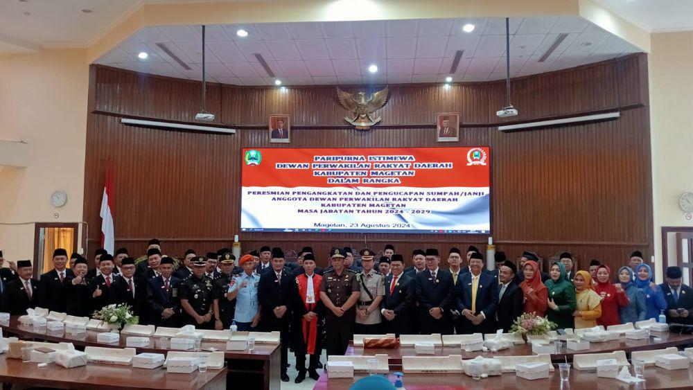 Sebanyak 45 anggota DPRD Magetan terpilih periode 2024-2029 dilantik. IDN Times/ Riyanto.