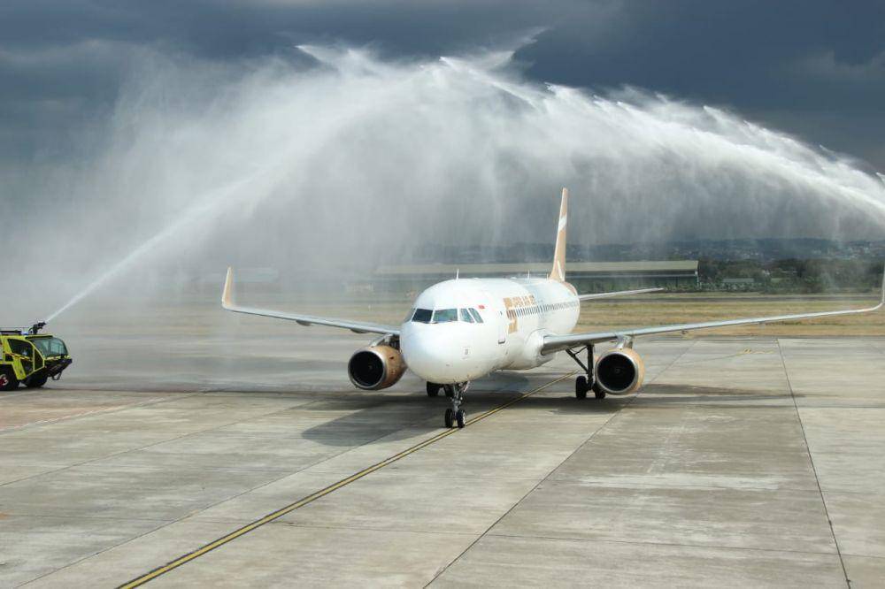 Pesawat Super Air Jet di Bandara Ahmad Yani Semarang. (IDN Times/Fariz Fardianto)