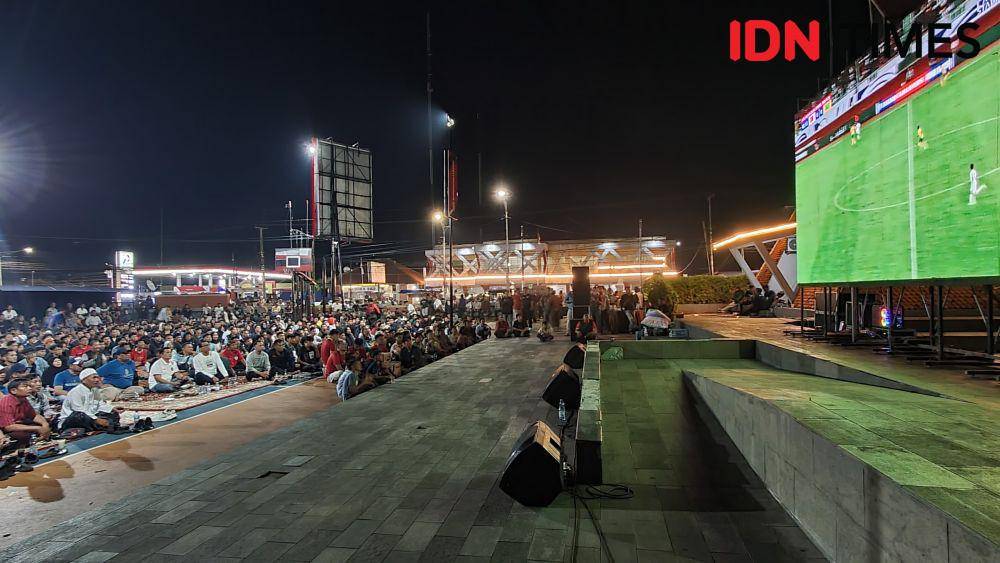 Inin Nastain IDN Times/ Nobar Timnas vs Australia di Majalengka