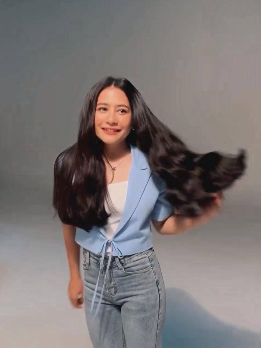 potret Prilly Latuconsina pamer rambut lebat yang bikin pangling (instagram.com/prillylatuconsina96)