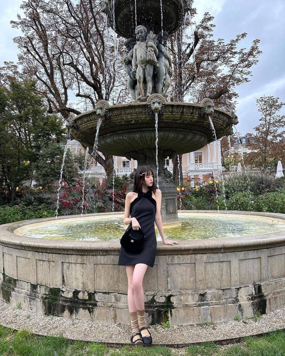 referensi dress pesta ala Wonyoung IVE (instagram.com/for_everyoung10)
