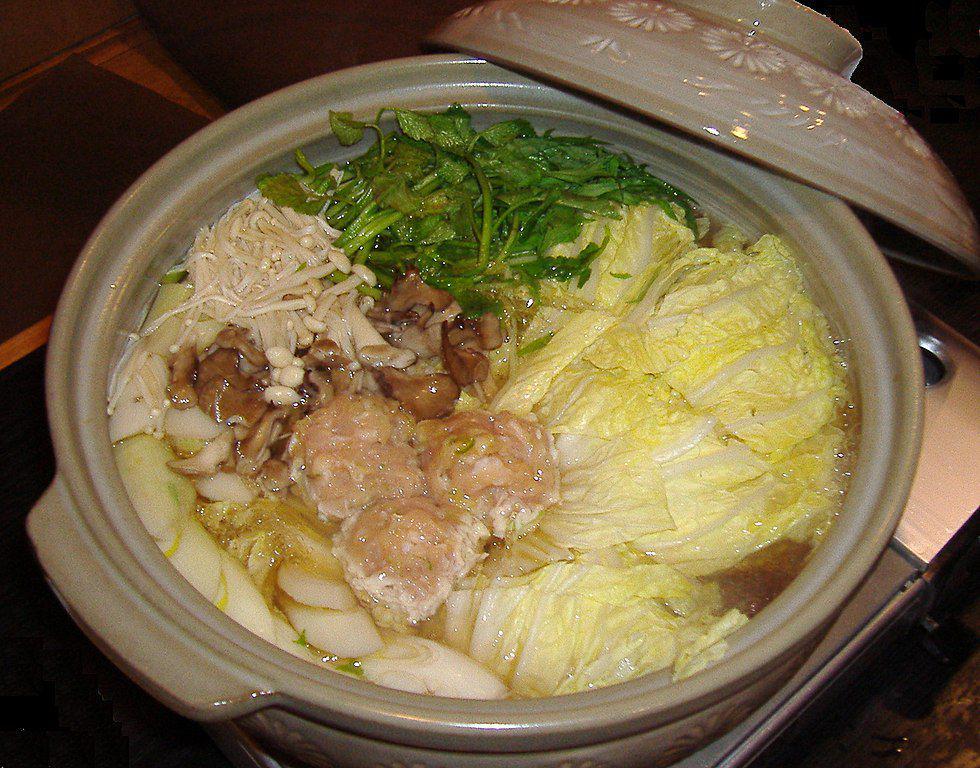 ilustrasi nabe (commons.wikimedia.org/Toki-ho)