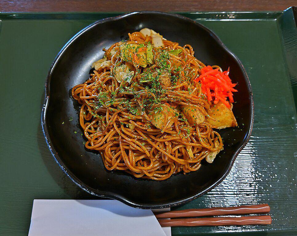 ilustrasi yakisoba (commons.wikimedia.org/Miyuki Meinaka)