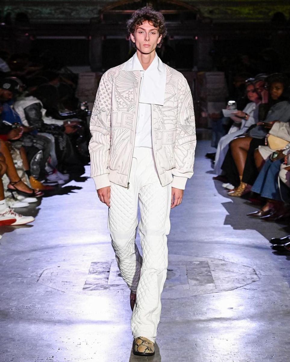 Who Decides War S/S '25 di New York Fashion Week 2024 (instagram.com/whodecideswar)