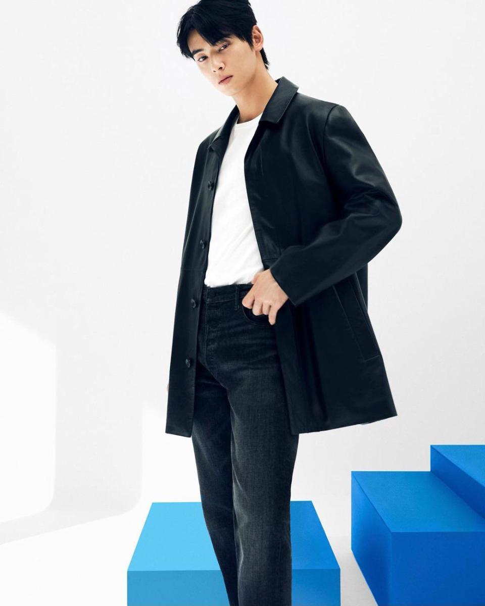 potret Cha Eun Woo (instagram.com/calvinklein)