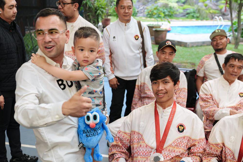 Raffi dan atlet Paralimpiade (Instagram.com/raffinagita1717)