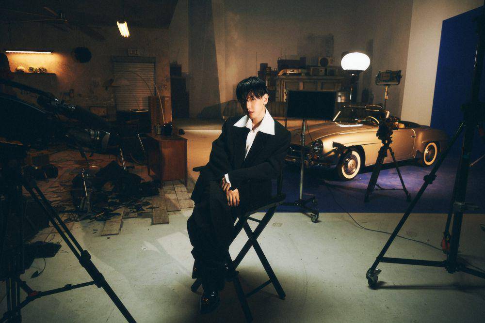 potret Baekhyun EXO di mini album Hello, World (x.com/BAEKHYUN_INB100)