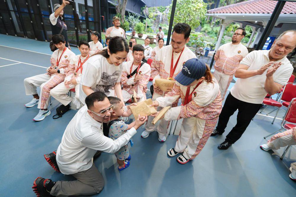 Raffi dan atlet Paralimpiade (Instagram.com/raffinagita1717)