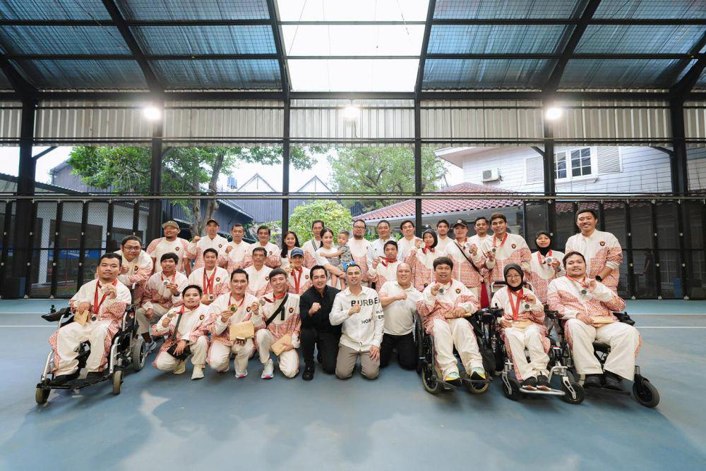Raffi dan atlet Paralimpiade (Instagram.com/raffinagita1717)