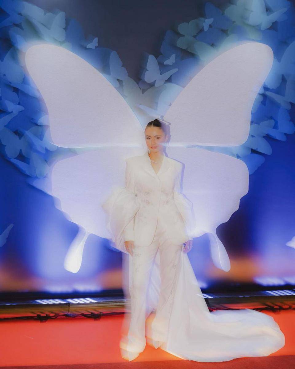 potret Amanda Rawles di gala premiere film Laura (instagram.com/amandarawles)