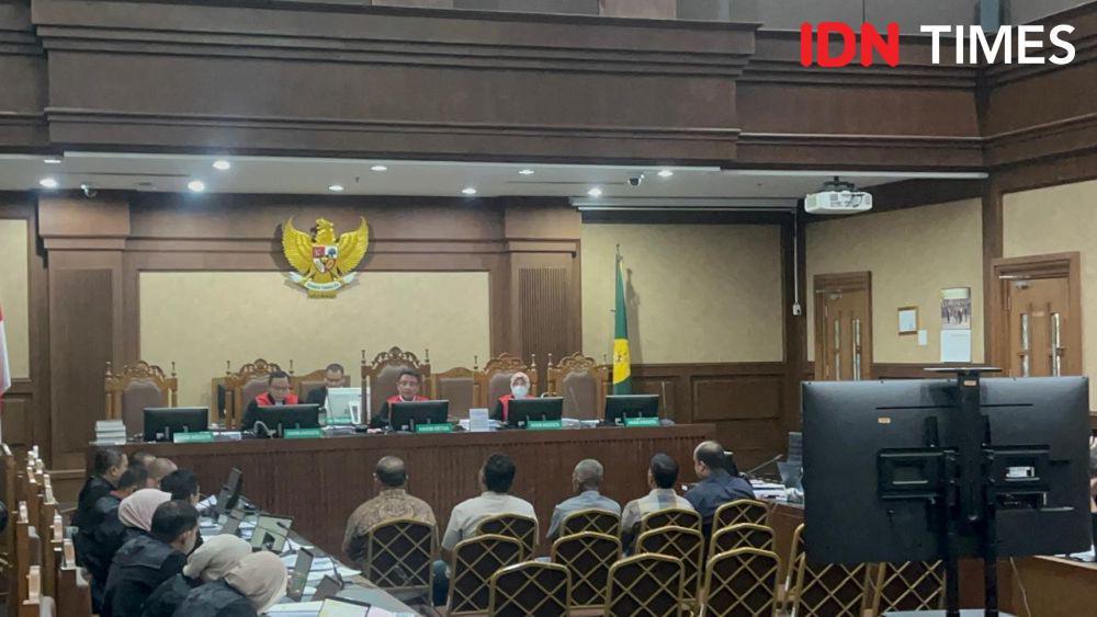Korupsi Timah Rp300 T, 3 Petinggi Smelter Dituntut 6 dan 14 Tahun Bui