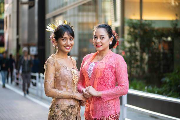 Ilustrasi baju adat. https://www.istockphoto.com/Electra-K-Vasileiadou