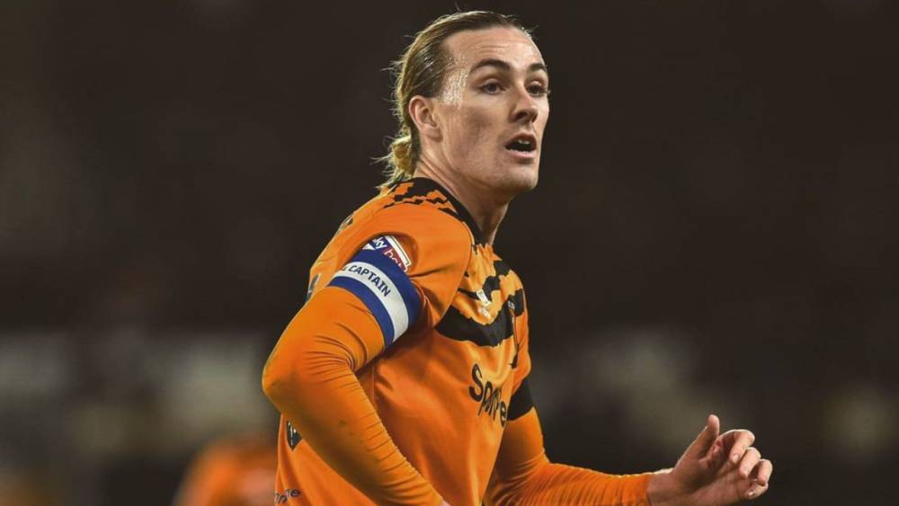 Jackson Irvine (instagram.com/jacksonirvine_)
