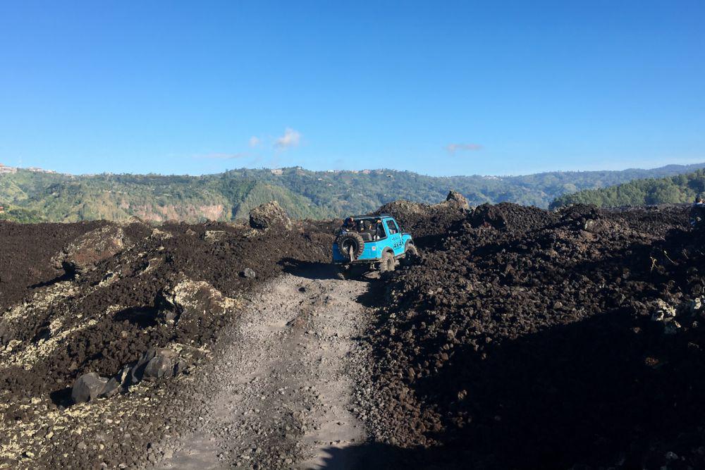 Jeep Tour di Black Lava (dok.pribadi/Natalia Indah)