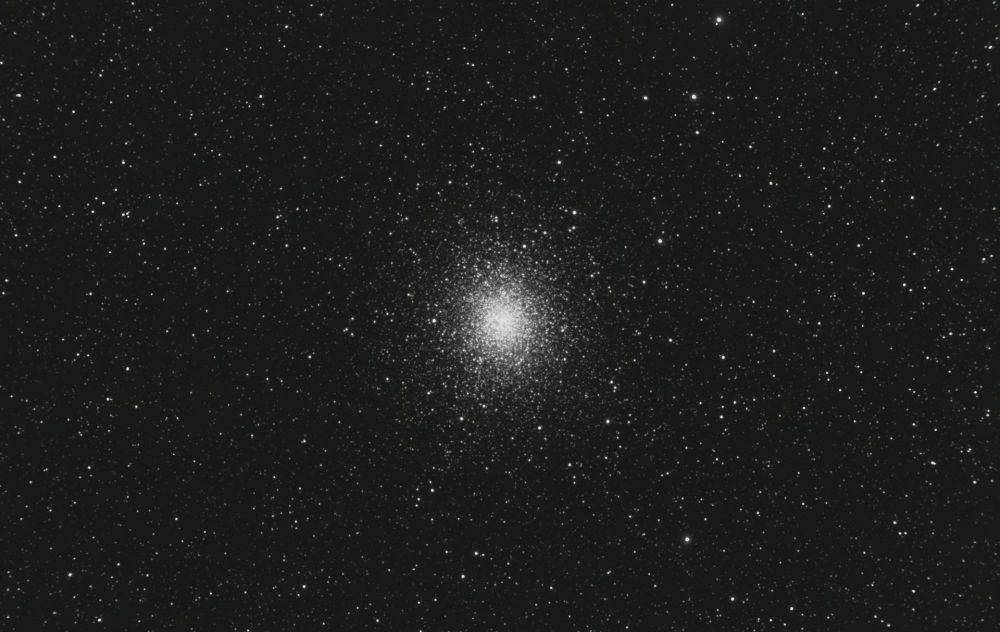 Omega Centauri gugus bintang terbesar bima sakti (pexels.com/Dennis Ariel)