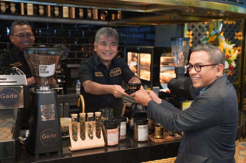 PT Pegadaian kembali membuka gerai kopi The Gade Coffee and Gold ke 45 yang bertempat di Menara Brilian Lantai 1, Jl Gatot Subroto, Tebet Jakarta Selatan, Rabu (11/09/2024). (Dok. Pegadaian)