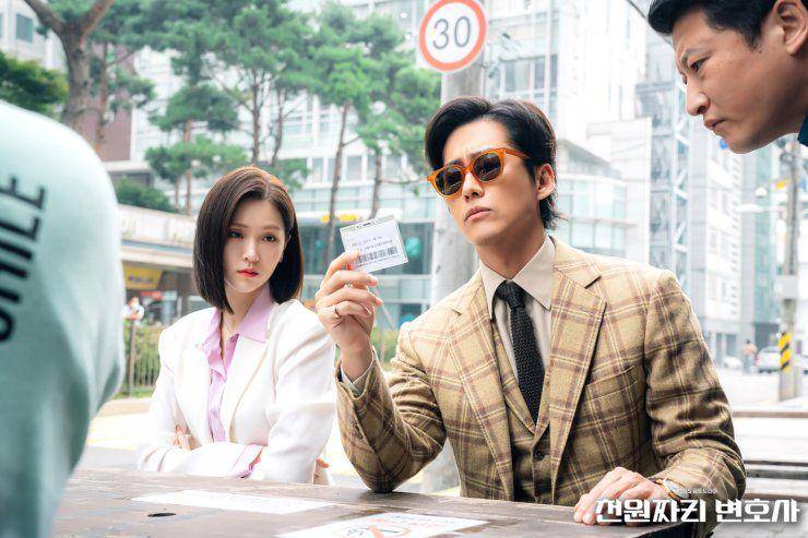 Still cut Kim Ji Eun dan Nam Goong Min di drama One Dollar Lawyer (dok.SBS Drama/One Dollar Lawyer)