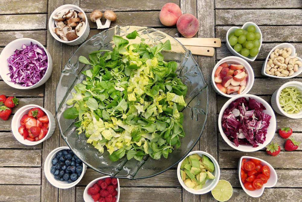 ilustrasi bahan-bahan salad wrap (pixabay.com/silviarita)