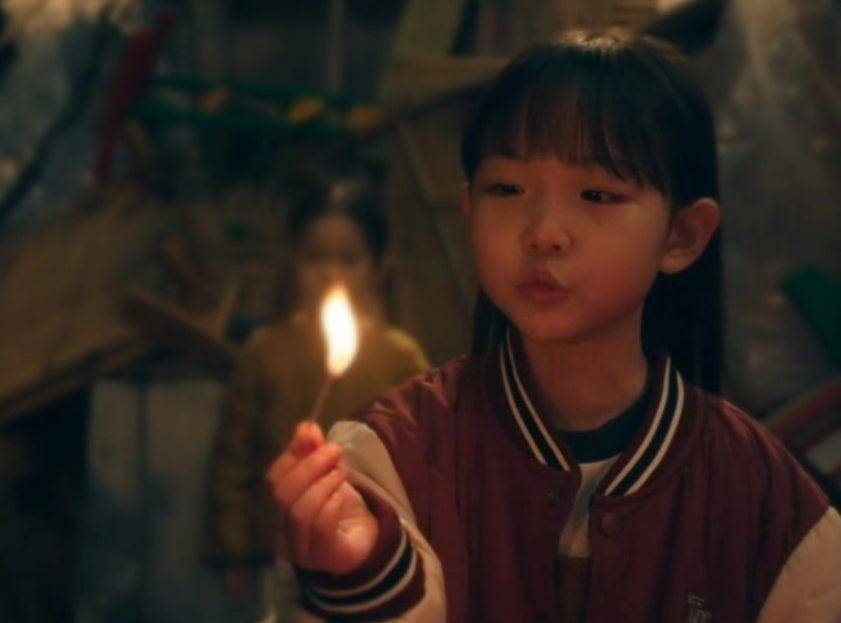 Shim Ji Yoo di Perfect Family (instagram.com/0.00275t)